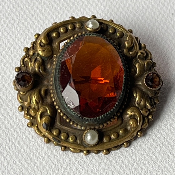 Vintage Etruscan Brooch Brass Natural Pearl Amber Glass Cabochon - Picture 4 of 8